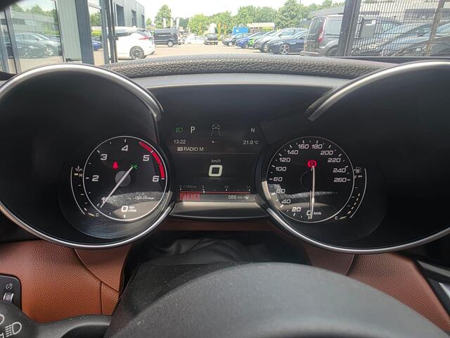 Alfa Romeo GIULIA 2.2 Super Corporate Edition *Trekhaak & Xenon*