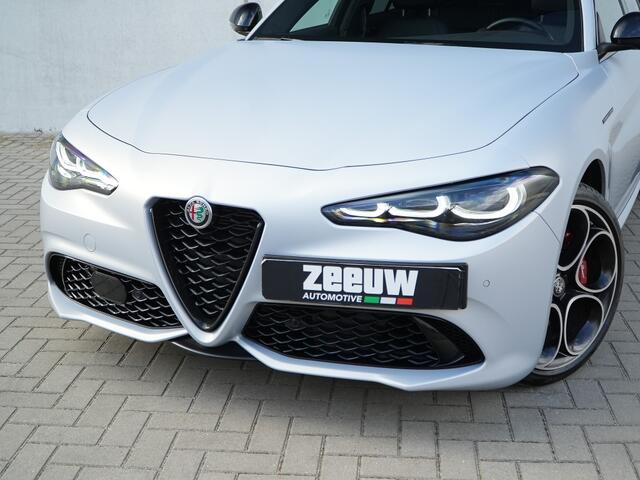 Alfa Romeo GIULIA 2.0 Turbo 280 PK Competizione Q4 AWD | Pano | Harman | 19"