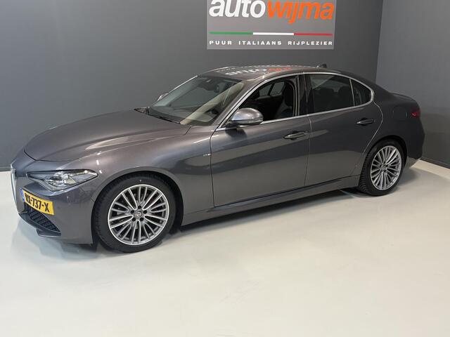 Alfa Romeo GIULIA 2.0T Super 200pk of 310pk Veloce interieur, Schakelflippers