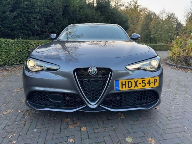 Alfa Romeo GIULIA 2.0T AWD Q4 VELOCE/ACRUISE/NAV/XENON/LED