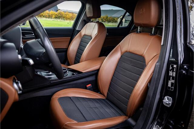 Alfa Romeo GIULIA 2.0T 310 PK Squadra Massimo 19"