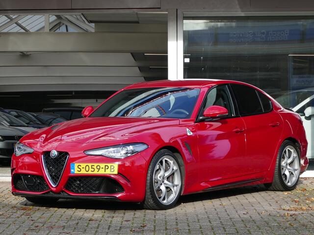 Alfa Romeo GIULIA 2.9 V6 Quadrifoglio