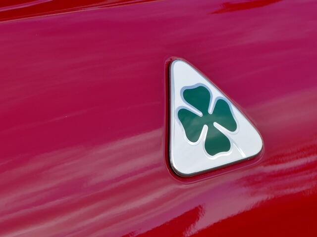 Alfa Romeo GIULIA 2.9 V6 Quadrifoglio