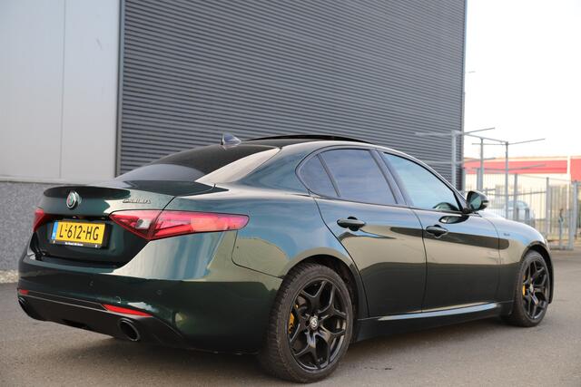 Alfa Romeo GIULIA 2.0T 200pk*Veloce int.*/Leder/Pano-dak/H-Kardon/Trekhaak