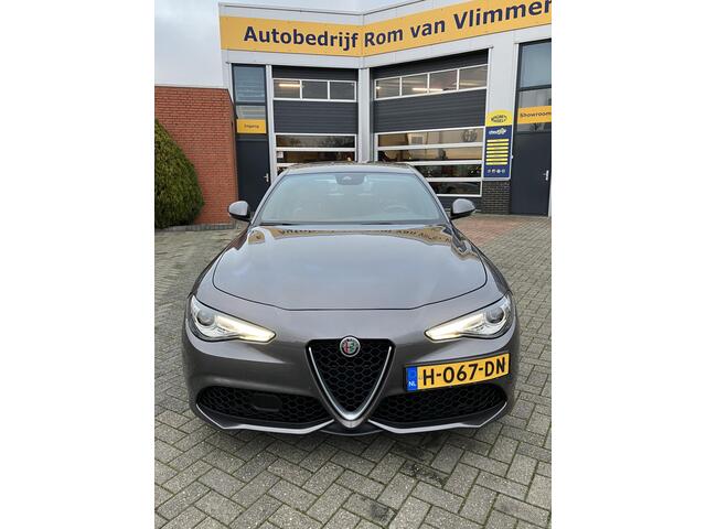 Alfa Romeo GIULIA 2.0T Super | BTW Auto, interessant voor ondernemers| | Uitmuntende staat |