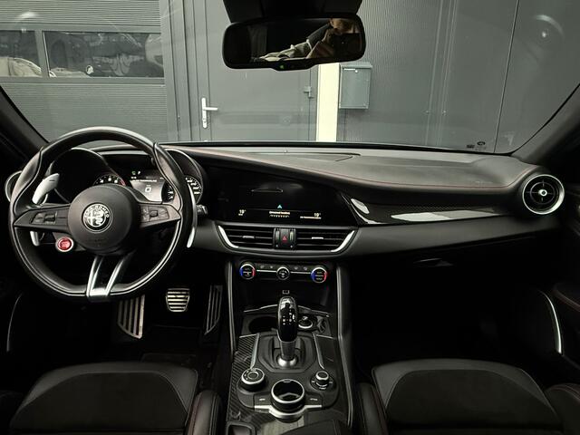 Alfa Romeo GIULIA 2.9 V6 Quadrifoglio MonteCarlo Blue Carbon