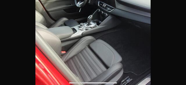 Alfa Romeo GIULIA 2.0 T Veloce AWD Rosso Competitione / Etna - Panorama dak!