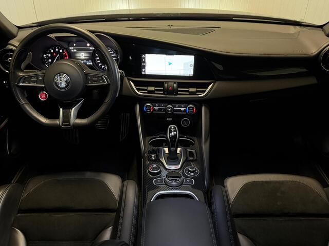 Alfa Romeo GIULIA 2.9 V6 Quadrifoglio Facelift MY2021 Dealer Onderhouden Grigio Vesuvio