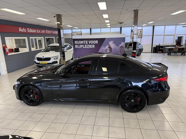 Alfa Romeo GIULIA 2.0T Super 200PK *LEER*NAVI*APP*CRUISE*100% OH*BTW