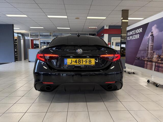 Alfa Romeo GIULIA 2.0T Super 200PK *LEER*NAVI*APP*CRUISE*100% OH*BTW
