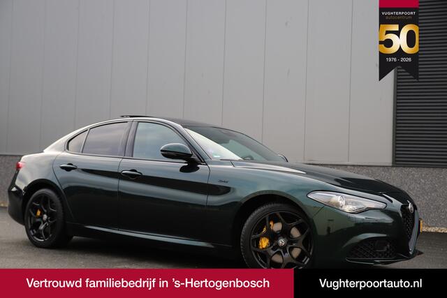 Alfa Romeo GIULIA 2.0T 200pk*Veloce int.*/Leder/Pano-dak/H-Kardon/Trekh./Adaptive
