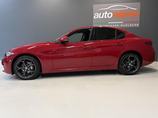Alfa Romeo GIULIA 2.2 Jtd 180pk AE Automaat 19 Inch L.M. velgen, DAB audio, Navigatie