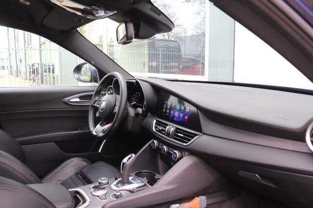 Alfa Romeo GIULIA 2.0T SPRINT/VELOCE.INT/STOEL.STUUR.VERW/ADAP.CRUISE/19