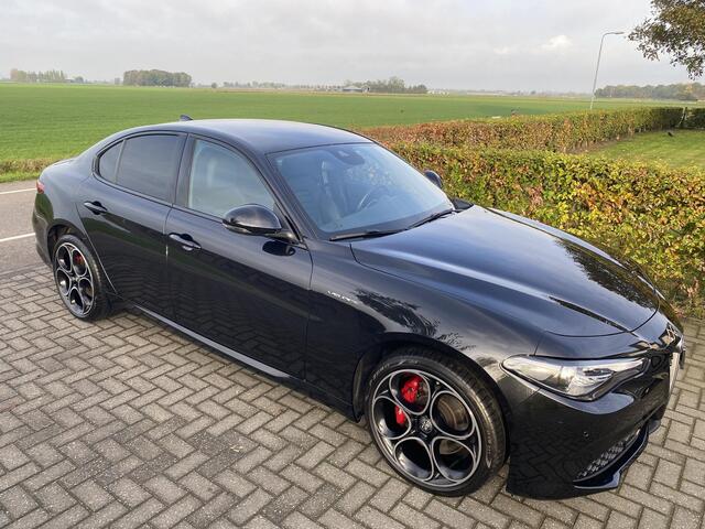 Alfa Romeo GIULIA 2.0 T Veloce AWD 43.901 KM Absoluut in nieuwstaat!!