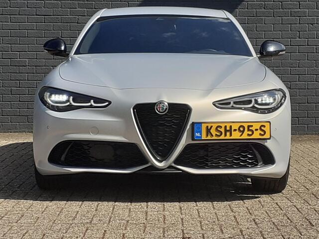 Alfa Romeo GIULIA 2.0 T GME AWD Competizione moonlight grey