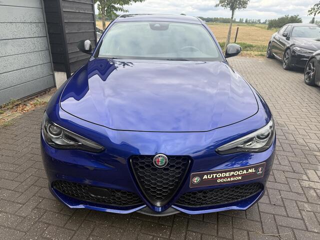 Alfa Romeo GIULIA 2.0 T Veloce Instelbare Schokdempers en LSD!! Ragazzon!!