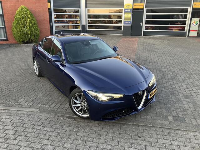Alfa Romeo GIULIA 2.0T Super