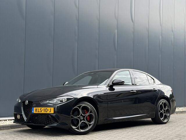 Alfa Romeo GIULIA 2.0 T GME AWD Veloce | 19" Velgen | Camera | Navigatie | Stoelverwarming | Apple Carplay/Android Auto | Leder