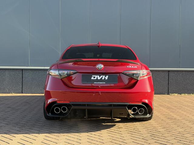 Alfa Romeo GIULIA 2.9 V6 Quadrifoglio CARBON | H/K | LEDER
