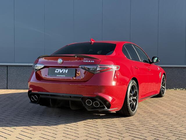 Alfa Romeo GIULIA 2.9 V6 Quadrifoglio CARBON | H/K | LEDER
