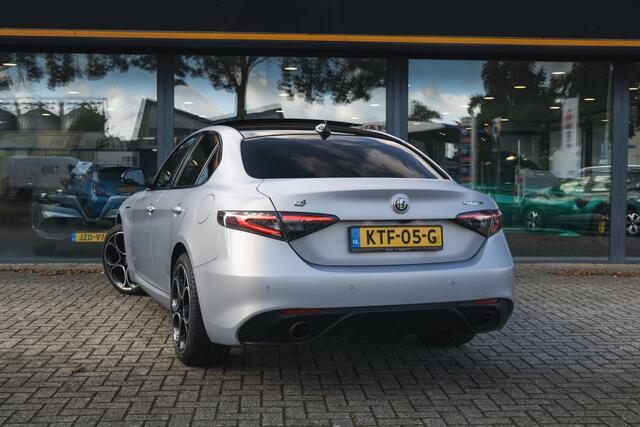 Alfa Romeo GIULIA 2.0 T GME AWD Competizione Pano | Carplay | ADAS 2