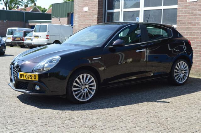 Alfa Romeo GIULIETTA 1.4 T MultiAir Super | AUT - NAVI - LEDER
