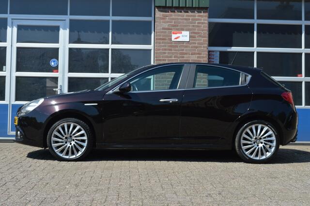 Alfa Romeo GIULIETTA 1.4 T MultiAir Super | AUT - NAVI - LEDER