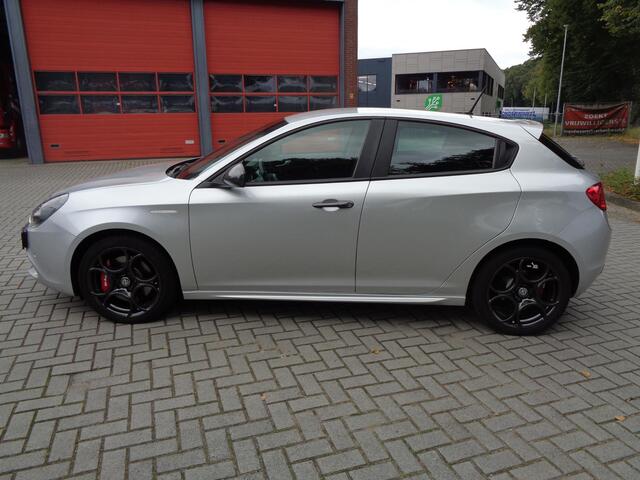 Alfa Romeo GIULIETTA 1.4 Turbo MultiAir Super Brembo remmen 18 inch velgen
