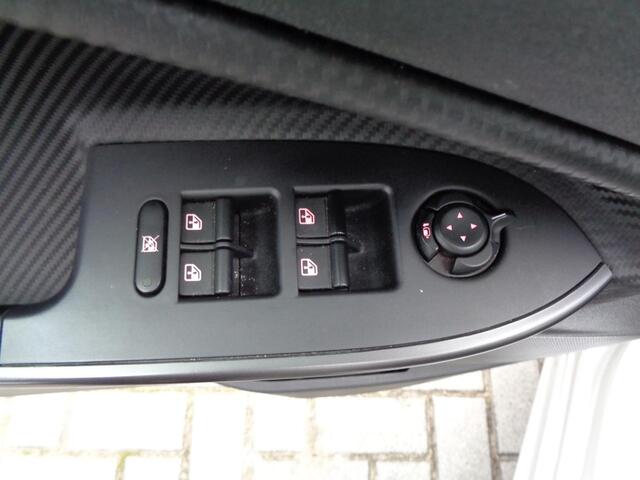 Alfa Romeo GIULIETTA 1.4 Turbo MultiAir Super Brembo remmen 18 inch velgen
