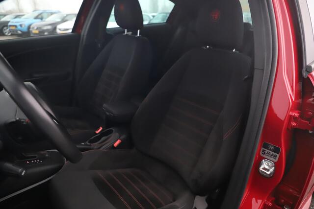 Alfa Romeo GIULIETTA 1.6 JTDm Sport Automaat 18 inch LMV Rosso Alfa Navigatie Clima Cruise Stoelverwarming Parkeersensor