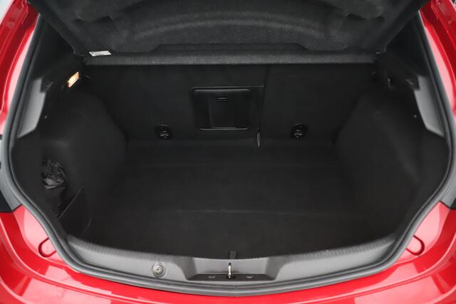 Alfa Romeo GIULIETTA 1.6 JTDm Sport Automaat 18 inch LMV Rosso Alfa Navigatie Clima Cruise Stoelverwarming Parkeersensor