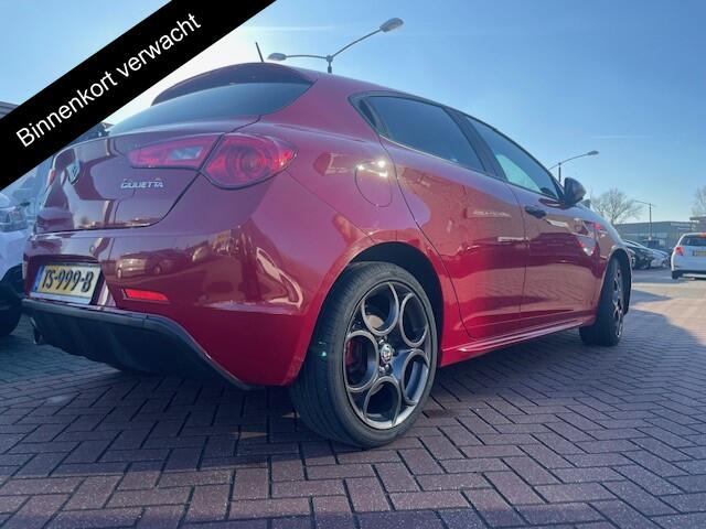 Alfa Romeo GIULIETTA 1.4 Turbo MultiAir Super | 1E EIGENAAR | 12MND GARANTIE | AUTOMAAT | NAVI | CRUISE | LEER | AIRCO |