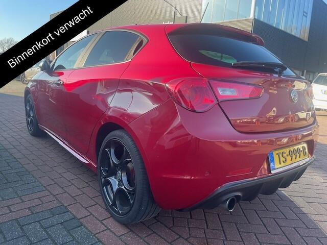 Alfa Romeo GIULIETTA 1.4 Turbo MultiAir Super | 1E EIGENAAR | 12MND GARANTIE | AUTOMAAT | NAVI | CRUISE | LEER | AIRCO |