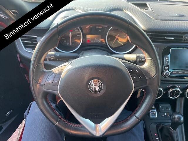 Alfa Romeo GIULIETTA 1.4 Turbo MultiAir Super | 1E EIGENAAR | 12MND GARANTIE | AUTOMAAT | NAVI | CRUISE | LEER | AIRCO |