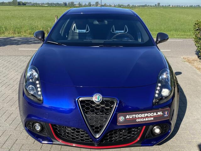Alfa Romeo GIULIETTA 1.750 Turbo Veloce 65.877 km! Sport stoelen / Navigatie/ Xenon / Bose