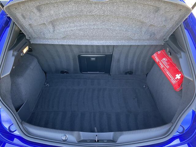 Alfa Romeo GIULIETTA 1.750 Turbo Veloce 65.877 km! Sport stoelen / Navigatie/ Xenon / Bose