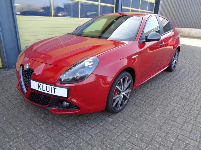 Alfa Romeo GIULIETTA 1.4 Turbo MultiAir Super Bose sound, Brembo remmen 1e eig. 18 inch velgen