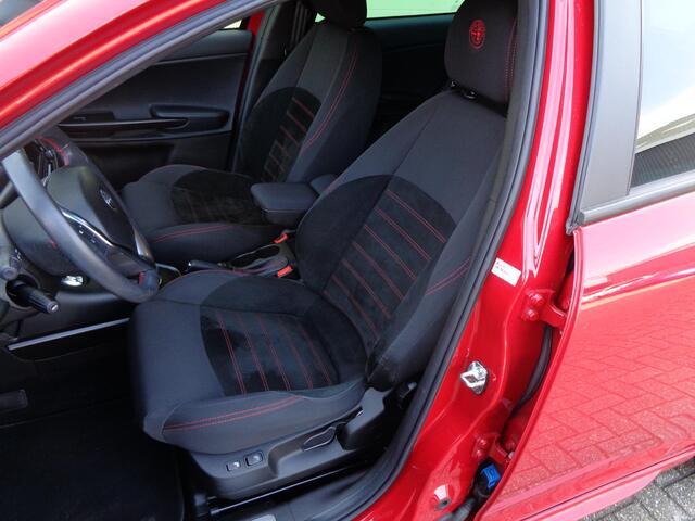 Alfa Romeo GIULIETTA 1.4 Turbo MultiAir Super Bose sound, Brembo remmen 1e eig. 18 inch velgen