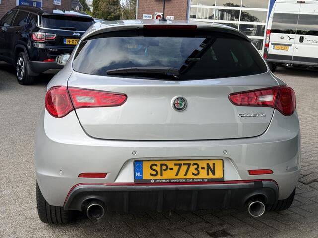 Alfa Romeo GIULIETTA 1.4 T MultiAir Super 210PK! | veloce | LM17" |