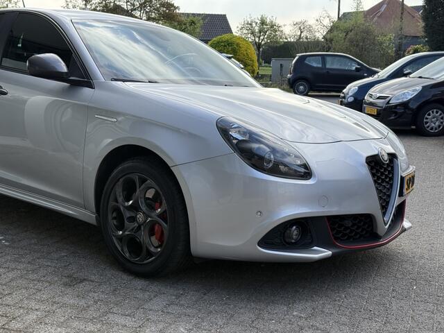 Alfa Romeo GIULIETTA 1.4 T MultiAir Super 210PK! | veloce | LM17" |