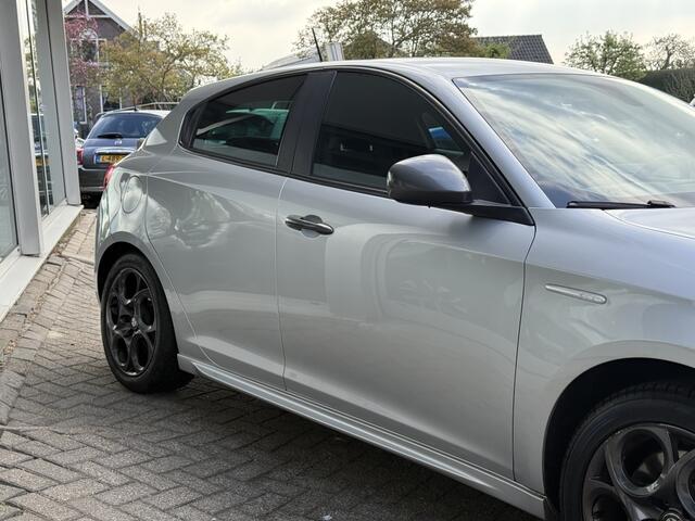 Alfa Romeo GIULIETTA 1.4 T MultiAir Super 210PK! | veloce | LM17" |