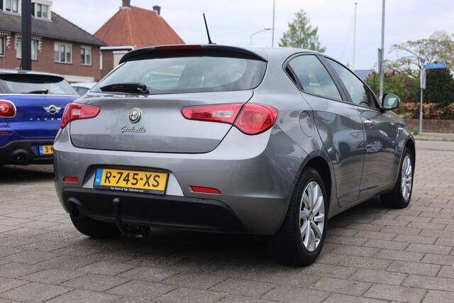 Alfa Romeo GIULIETTA 1.4 T DISTINCTIVE | CLIMA | NAVI | TREKHAAK