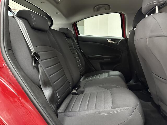 Alfa Romeo GIULIETTA 1.6 JTDm Super/ D-Riem verv!/ Dealer onderhouden!/ 18'' LMV/ DAB+/ Navi/ Clima/ Cruise/ Elek. pakket/ Isofix/ Bluetooth/ Armsteun/ Multi. LEDER. Stuur/ Mistl./ PDC/ Chroom/ LED Dagrijverl.