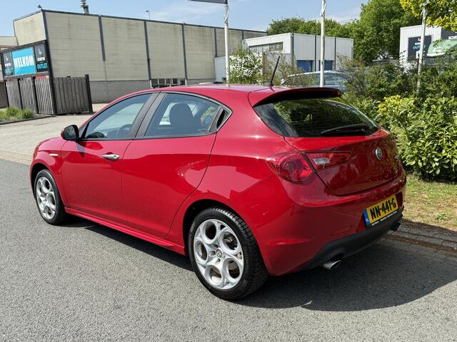 Alfa Romeo GIULIETTA 2.0 JTDm Super 150PK NavigatieoAircooNAP