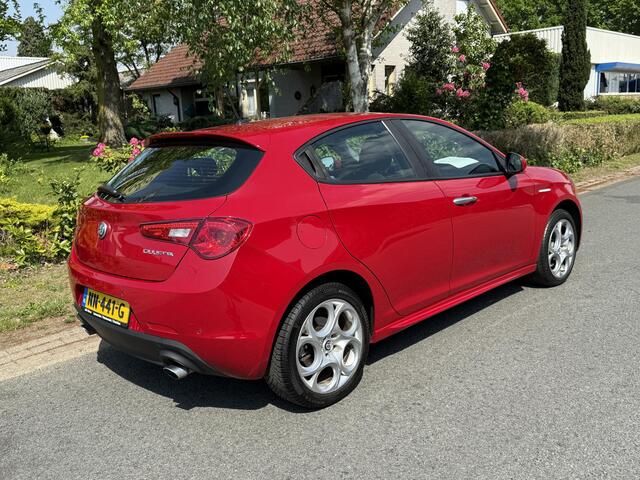 Alfa Romeo GIULIETTA 2.0 JTDm Super 150PK NavigatieoAircooNAP
