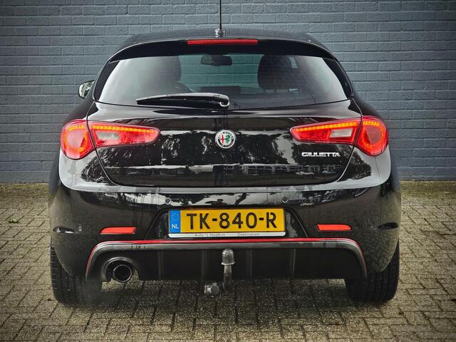 Alfa Romeo GIULIETTA 1.4 Turbo MultiAir Super / PACK VELOCE / ROOD LEDER / STOELVERW. /