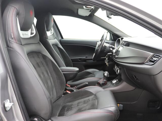 Alfa Romeo GIULIETTA 1.4 Turbo MultiAir Super 170pk orig NL /Schaalstoelen!