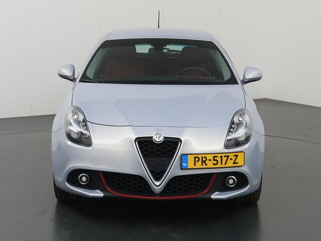 Alfa Romeo GIULIETTA 1.4 Turbo MultiAir Super | Trekhaak | Navigatie | Bose | Lederen Bekleding | Climate Control |