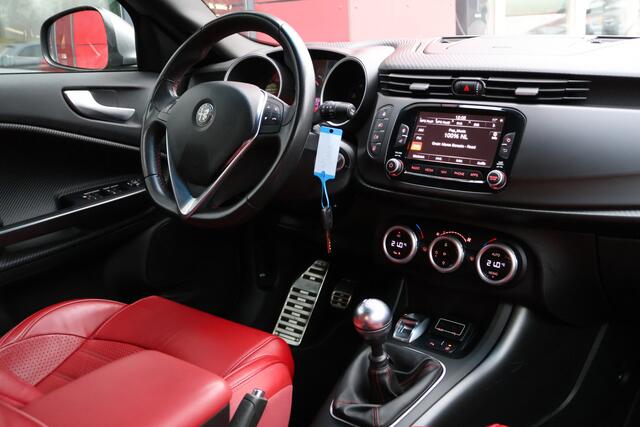 Alfa Romeo GIULIETTA 1.4 Turbo MultiAir Super | Origineel NL | Leder | Cruise Control | Navigatie | Airco |