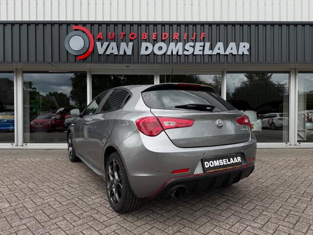 Alfa Romeo GIULIETTA 1.4 T MULTIAIR SUPER - NL Auto Leder Carplay 18LMV
